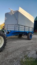 Rimorchio agricolo scarico a catenaria