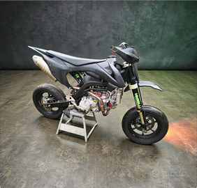 Pitom arrabbiata pitbike