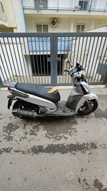 Kymko people GTI 125