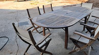 Tavolo da giardino in legno con 6 sedie