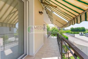 Villa di 120 m² con più di 5 locali e box auto a S