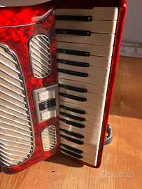 Hohner Arietta IM – Fisarmonica rossa