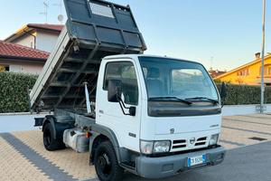 Nissan Cabstar 3.0 turbo RIBALTABILE