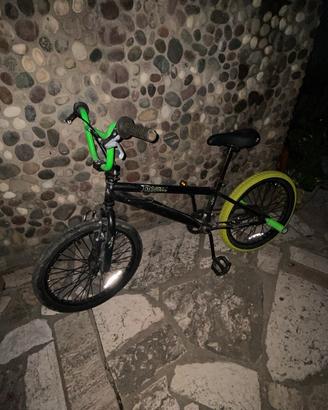 Bmx prezzo trattabile