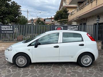 Fiat Grande Punto 1.4 5 porte Dynamic GPL