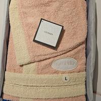 Accappatoio in spugna con cappuccio  Coconuda