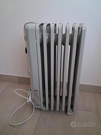 Radiatore a olio / termosifone De Longhi Radia S
