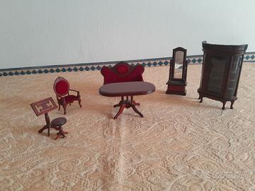 Mobili im miniatura per bambine