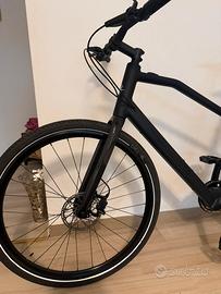 Bicicletta NUOVA a pedalata assistita