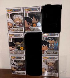 Funko pop one piece - luffy chase - zoro -