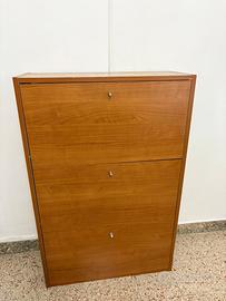 Scarpiera casa ritiro di persona