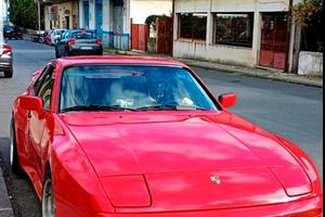 Porsche 944