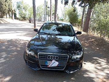 AUDI A4 4ª serie - 2011