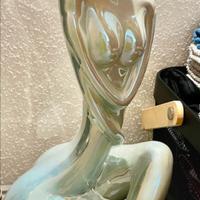 Statua corpo di donna