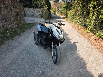 yamaha aerox 