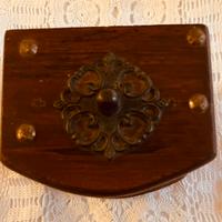 Portasottobicchieri in legno vintage da collezione