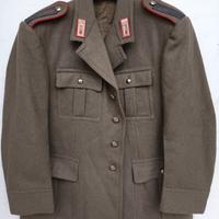 gruppo divise militari anni 60 