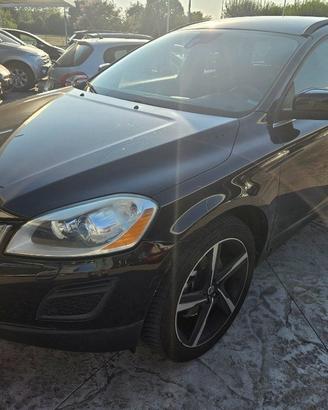 VOLVO XC60 D3 AWD Momentum