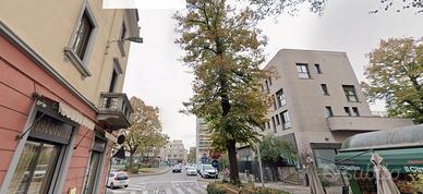 Camera singola con posto auto a soli 350 eu-Monza