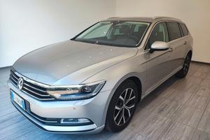 Volkswagen Passat Variant 2.0 TDI DSG Highline Blu
