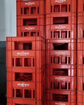 Cassette in plastica portabottiglie