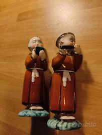 Coppia statuette frati ceramica vintage