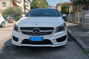 Mercedes-Benz CLA 200 CLA Shooting Brake - PREMIUM