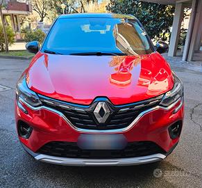Renault Captur 1.6 E-Tech phev 160cv 