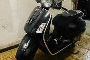 Piaggio Vespa 300 i.e. GTS Super