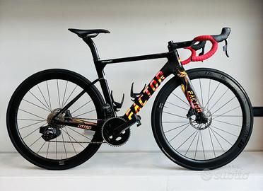 Factor Ostro VAM 2024 tg. 52 EDIZIONE SPECIALE