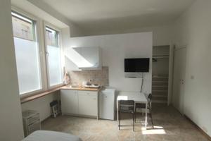 Monolocale con bagno privato