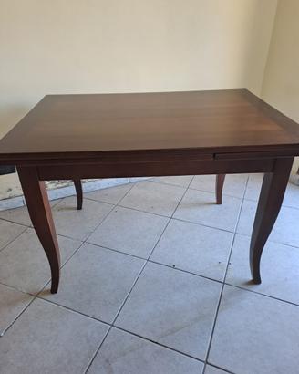Tavolo in legno