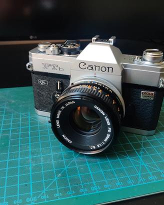 Canon Ftb QL + Canon 50 1.8 s.c.