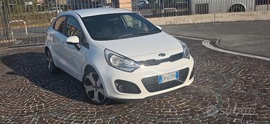 Kia Rio 1.4 CRDi 5p. Cool