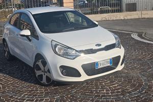 Kia Rio 1.4 CRDi 5p. Cool
