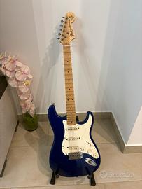 Chitarra Stratocaster scalloped stile Malmsteen