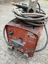 Saldatrice ad elettrodi 220/380 v