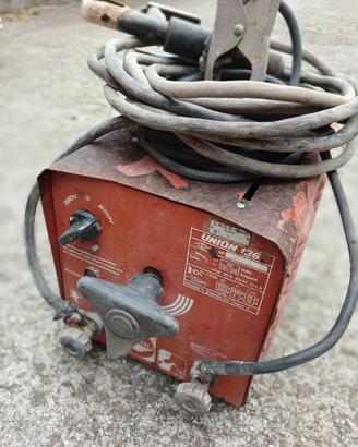 Saldatrice ad elettrodi 220/380 v