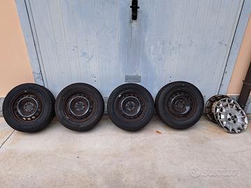 Cerchi e gomme per Panda