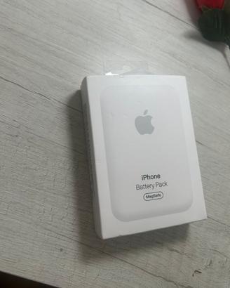 Megasafe Apple