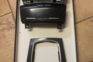 Posacenere e cornice cambio nero lucido Audi a3 8p