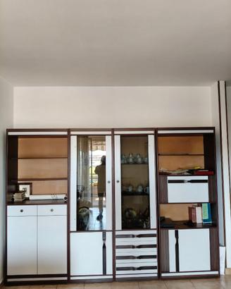 Mobile soggiorno con tavolo e 6 sedie