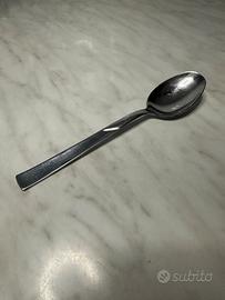 Cucchiaio in acciaio