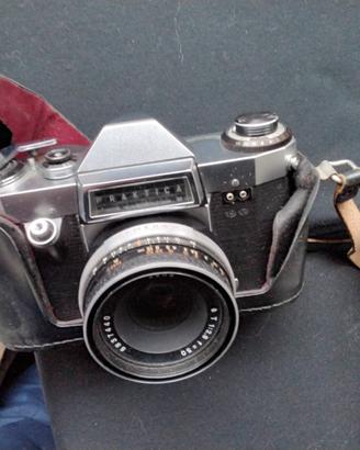 macchina fotografica Praktica
