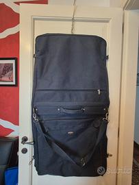 Borsa porta abiti con 2 tasche