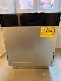 Lavastoviglie Electrolux AirDry serie 300 nuova