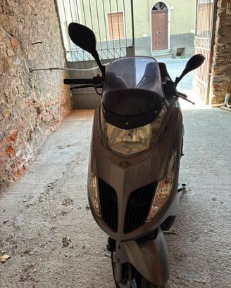 Scooter kymco 200i