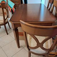 tavolo da salotto allungabile. 