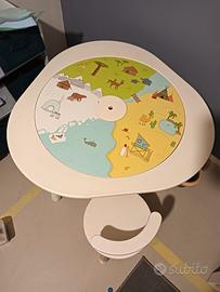 Tavolo Mukako Mutable con sedia e accessori