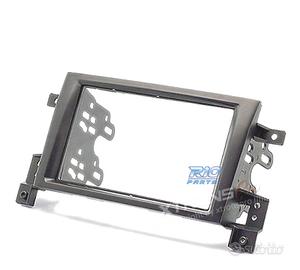 CORNICE NERA PER AUTORADIO 2-DIN PER SUZUKI
